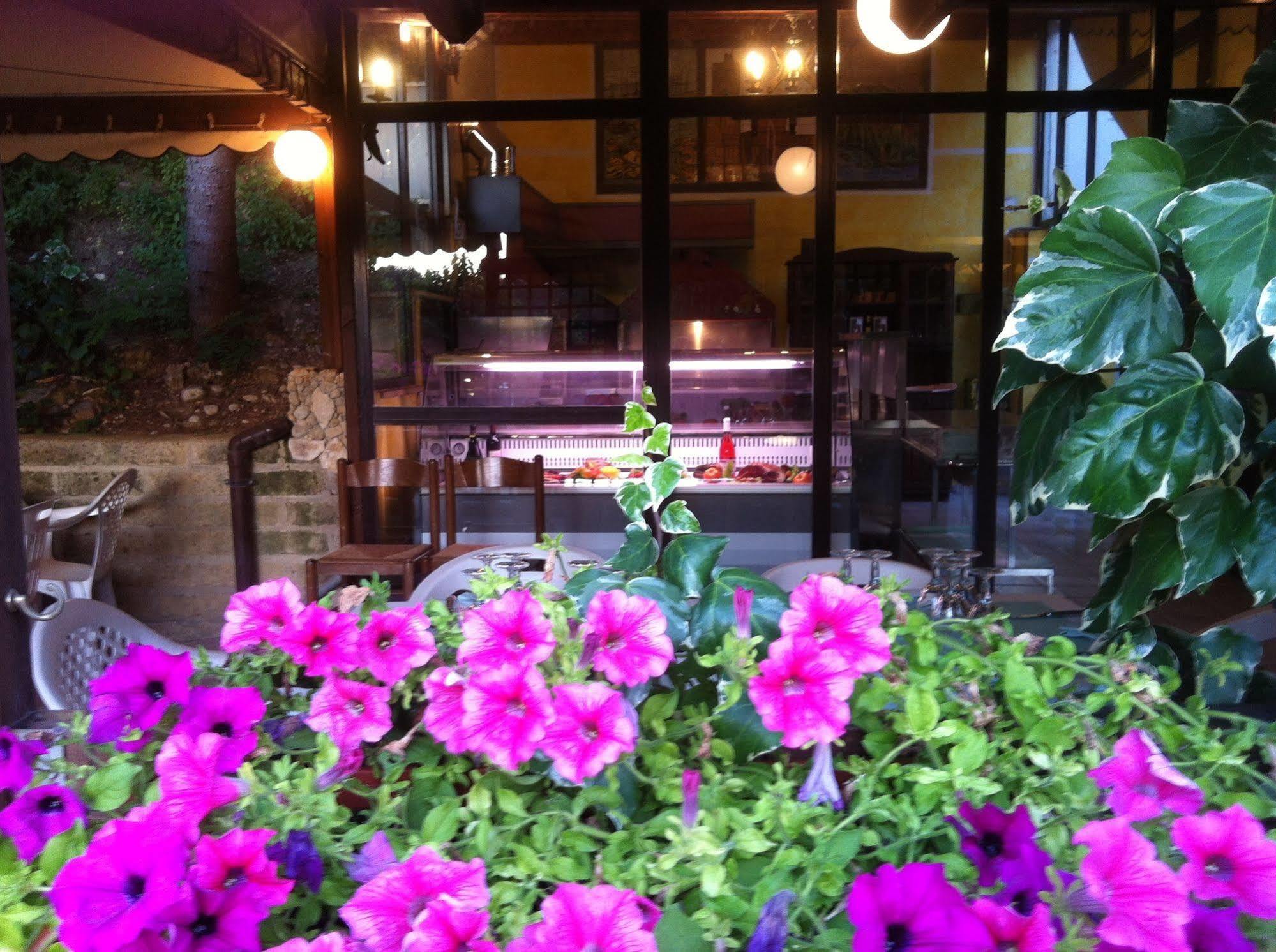 Hotel La Furnacelle ลันชาโน ภายนอก รูปภาพ